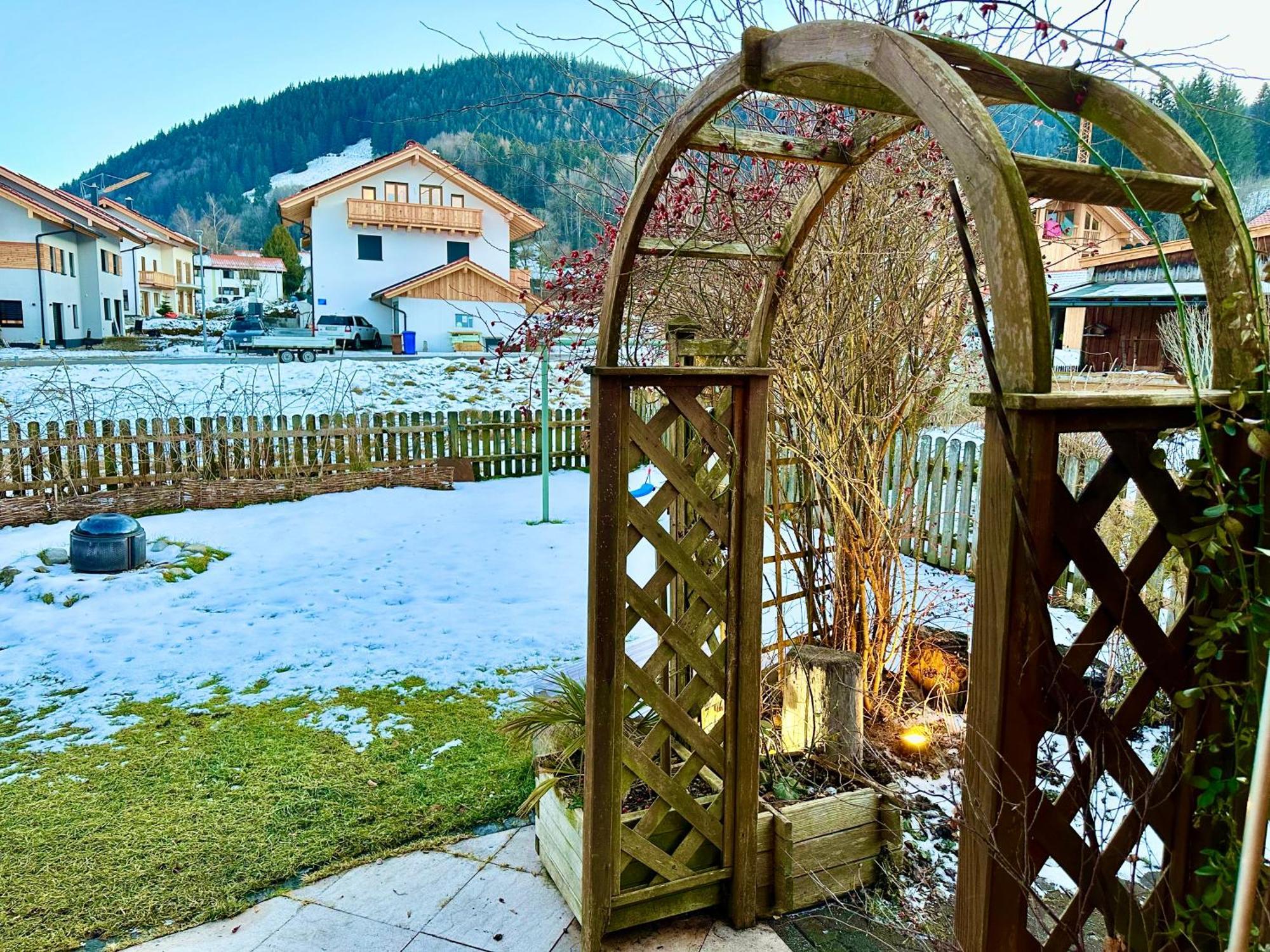 Suite Sinja Erlebnisferienwohnung Hausham Esterno foto