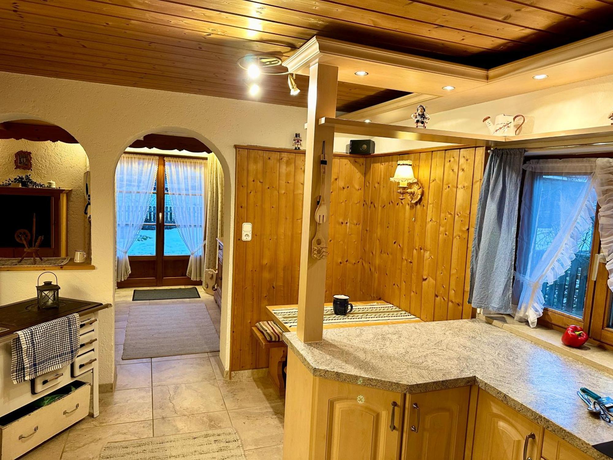 Suite Sinja Erlebnisferienwohnung Hausham Esterno foto