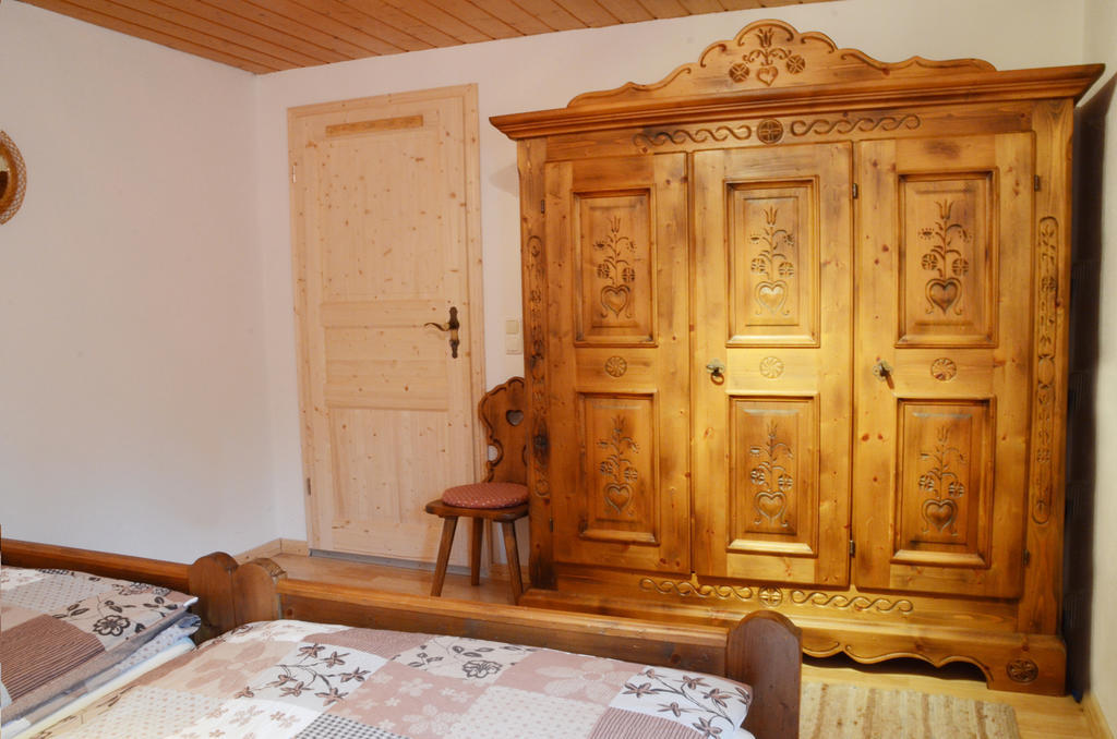 Suite Sinja Erlebnisferienwohnung Hausham Camera foto